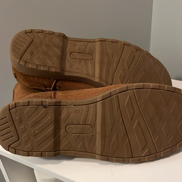 Warm winter booties EUC. - Picture 4 of 4